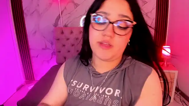 Chatroom XXX en direct de Camiila_Osorio