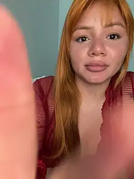 Živý XXX chat Isisbennett