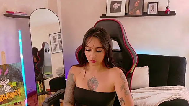 EmmyEvans1 라이브 XXX 채팅