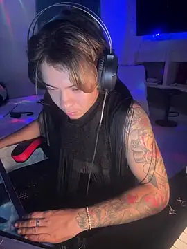 Вебкам-шоу AngelLatinBoy