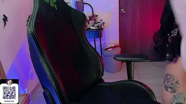 damnliciousss' Webcam Show