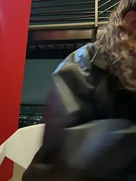 alana15 Adlı Modelin Canlı XXX Sohbeti