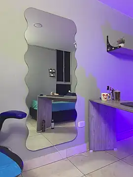 Yelena03 现场XXX聊天