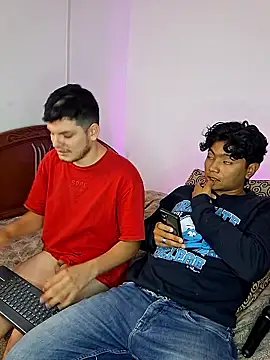 _Ottis_'s Live XXX Chat