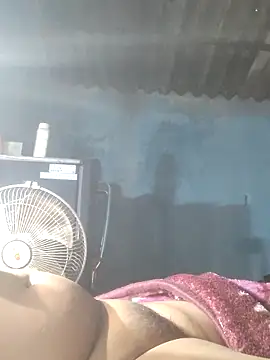 deepa_Sharmaa élő XXX-chatje