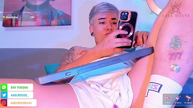 AxelRouse3 élő XXX-chatje