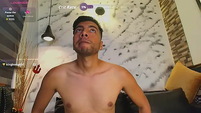 Max_Hornye's Live XXX Chat