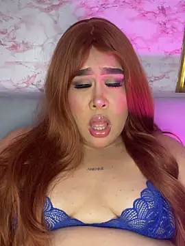 Chat XXX en directo de Mia_Carters