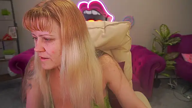 BellaLaPetit Live XXX-chat