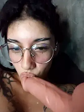 Kaoz_69_'s Live XXX Chat