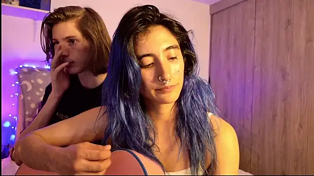 Živý XXX chat LunaisBack