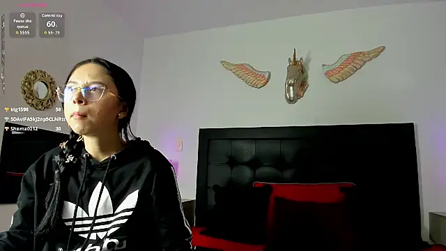 Natalye_23's Live XXX Chat