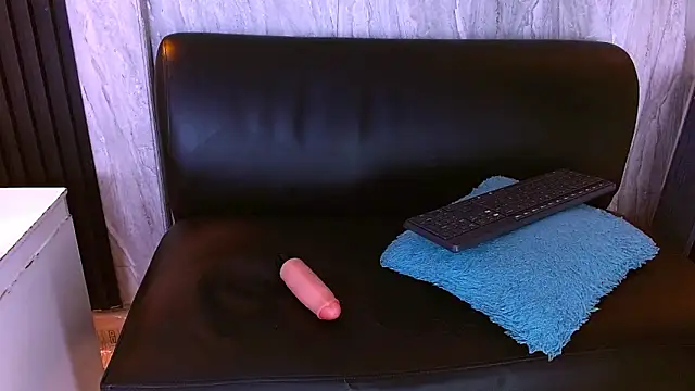 Brianna_Rouxn Webbikameraesitys