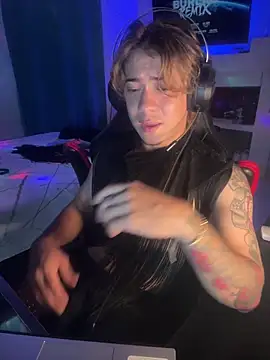 Chat XXX Live AngelLatinBoy