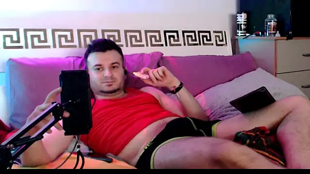 iuligruia69 在線直播表演