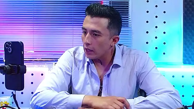 Godofcumxxx Chat XXX in diretta