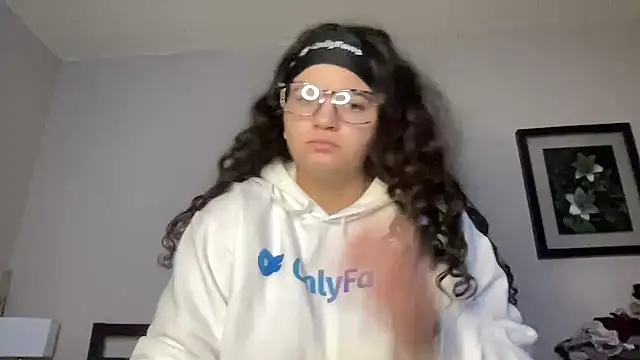 دردشة SoyOceanne الجنسية المباشرة