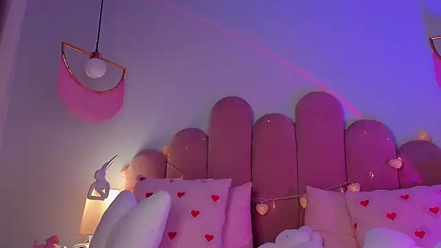 ElsaYoung 现场XXX聊天