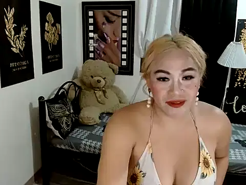 عرض كام UrhotGoddess