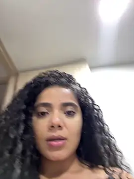 Curlyierr's Webcam Show