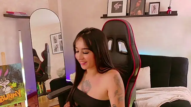 Czat XXX na żywo – EmmyEvans1