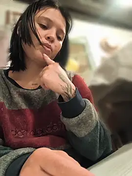 Chat +18 de LorenRosse ao vivo