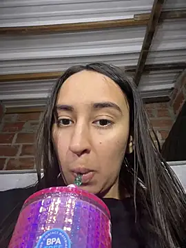 RAKEL37 live XXX chat