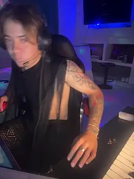 AngelLatinBoy Webcam show