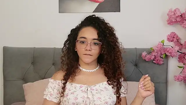 Taylor_Tina 라이브 XXX 채팅