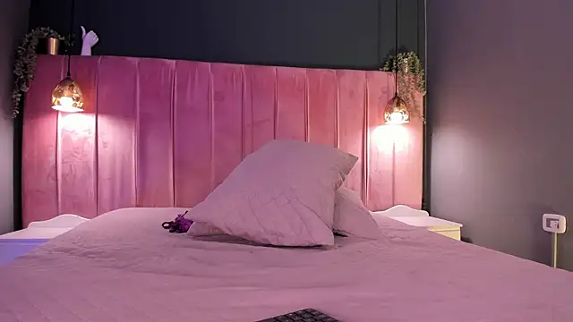 riley_bensongh's Live XXX Chat