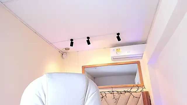 NahimiThompson Live XXX-chat