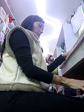 LunaZambrano Adlı Modelin Canlı XXX Sohbeti