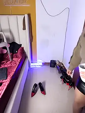 Онлайн чат XXX Rubi424