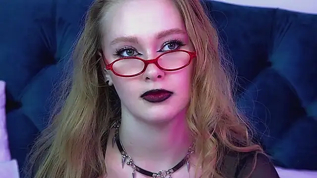 Chat +18 de AgataFoxley ao vivo