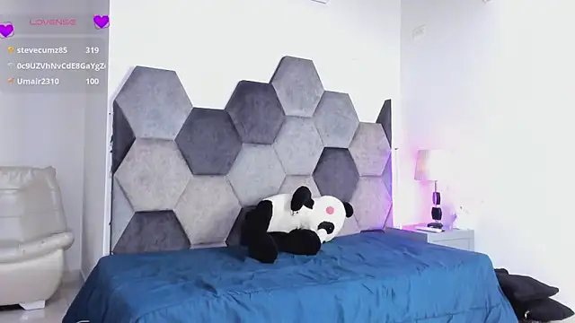 DulceJonesのライブXXXチャット