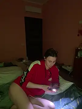 Flossy_Vettie Adlı Modelin Canlı XXX Sohbeti