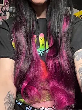 MissMidnightUK live XXX chat