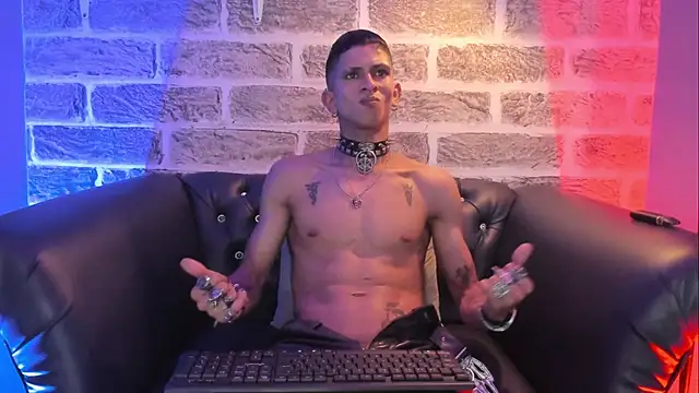 Онлайн чат XXX Maximoking26