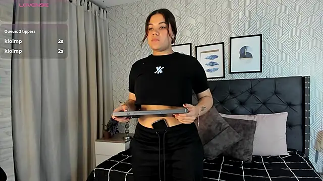 sophie__blare: απευθείας συνομιλία ΧΧΧ