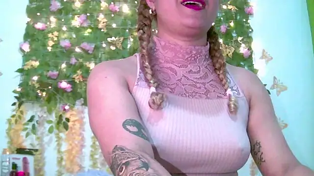 Crysrus Live XXX-Chat