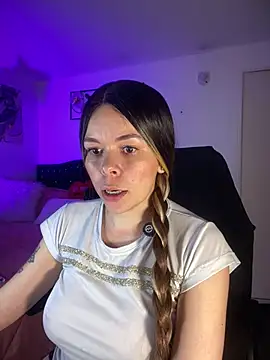 carolina16love élő XXX-chatje