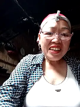 Agnes-baby's Webcam Show