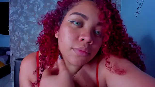 Chat +18 de AngelaCoffee ao vivo