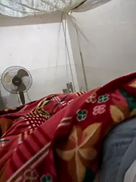 PIG_FUCKER_DADDY's Webcam Show