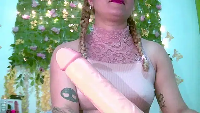 Crysrusn Live XXX chat