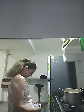 Chatroom XXX en direct de sasi_luna