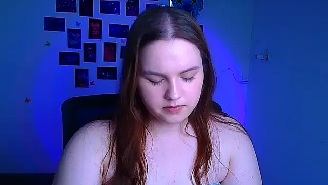 Chat +18 de Kitty_Mia_Kitty ao vivo