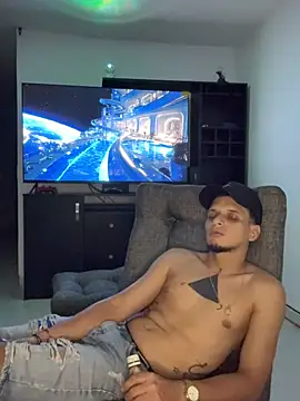 ArturoDelgado1 即時 XXX 聊天