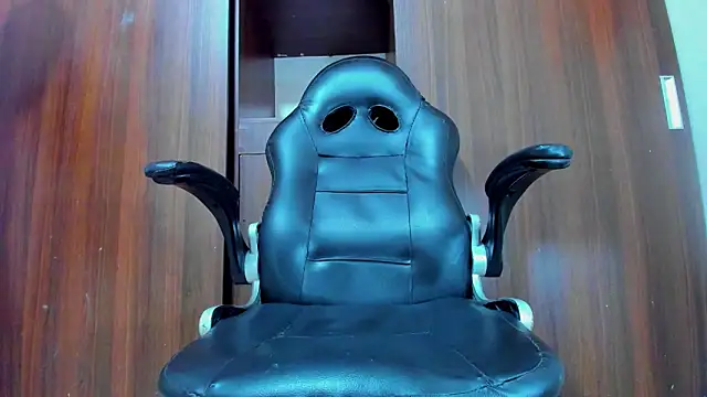 Dreamastercum_ 即時 XXX 聊天