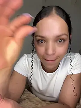 Yasmin777_: онлайн-секс-чат